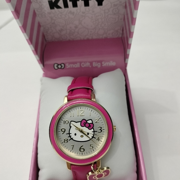 Hello Kitty Sanrio Watch Pink with Charm, New in Box. - Picture 3 of 7